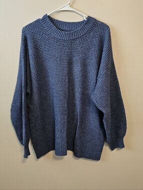 American Eagle Size L Blue Knit Sweater